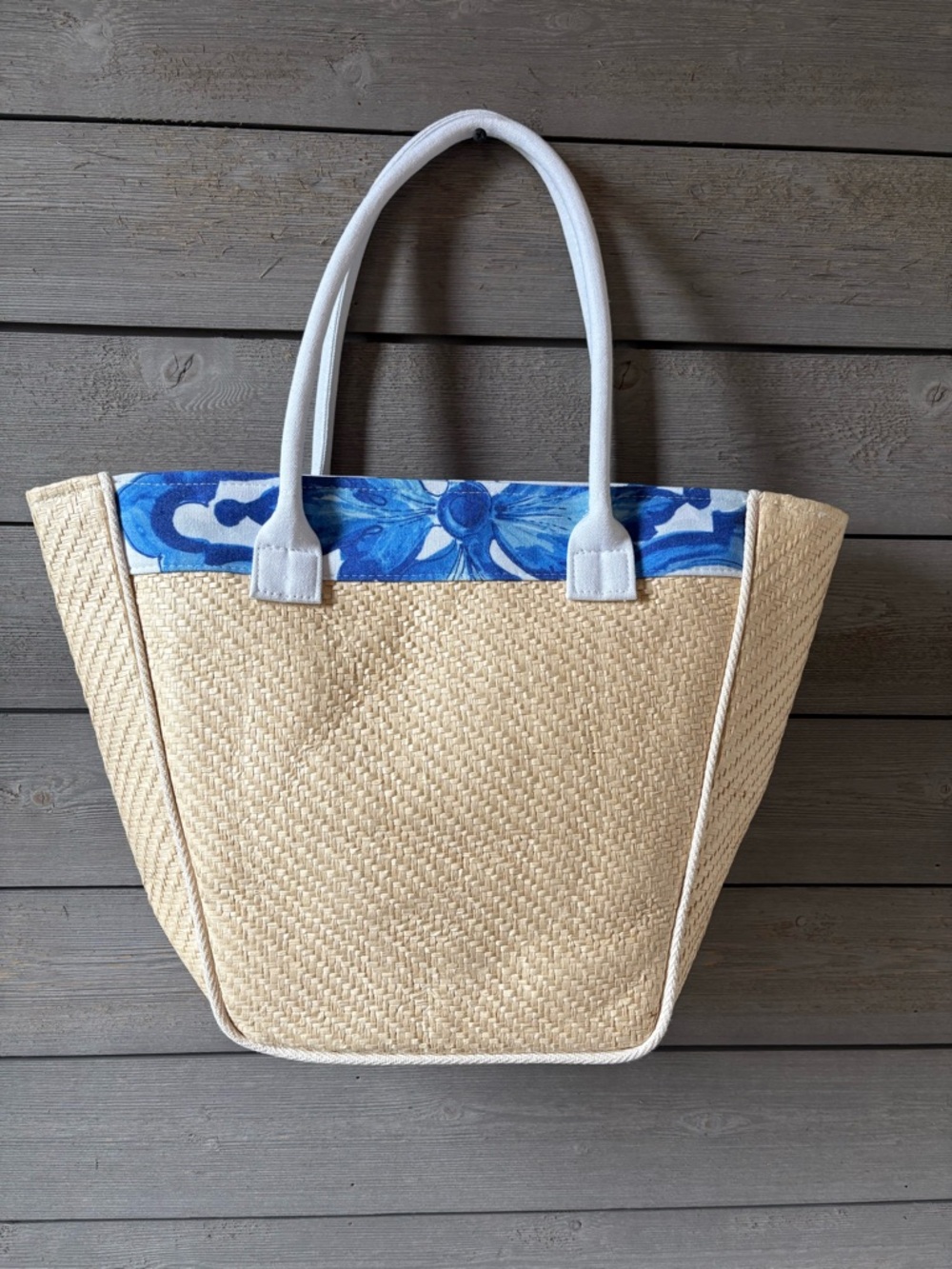 Dolce & Gabbana Straw Tote - Picture 3 of 5